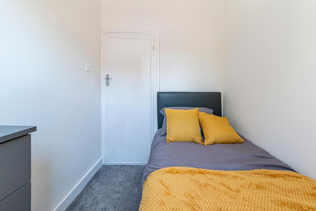 Spacious 3Br House Near Southend Pier エクステリア 写真